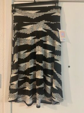 Brand New with tags LuLaRoe Black and White Abstract A-Line Skirt